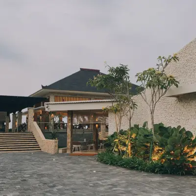 NyiurCafe-PutriDuyungHotel