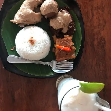 Gambar Makanan Gudeg Bu Tjitro 12