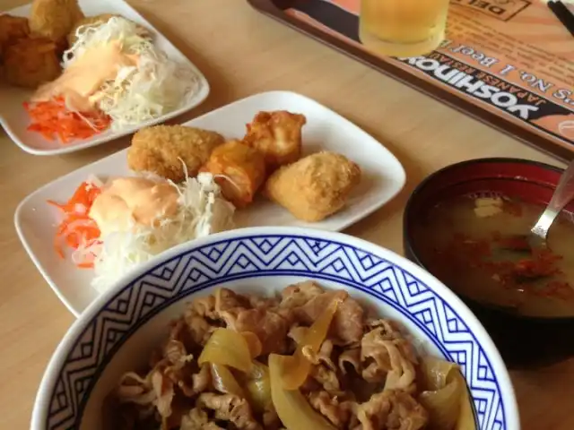 Gambar Makanan Yoshinoya (吉野家) 9
