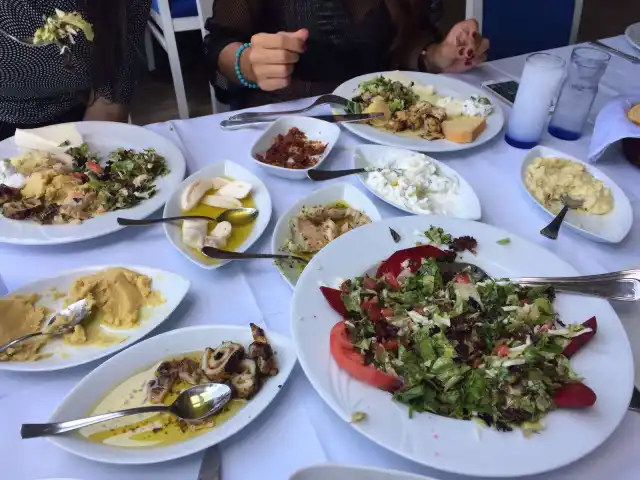 İzmir Balık & Et Restoran'nin yemek ve ambiyans fotoğrafları 69