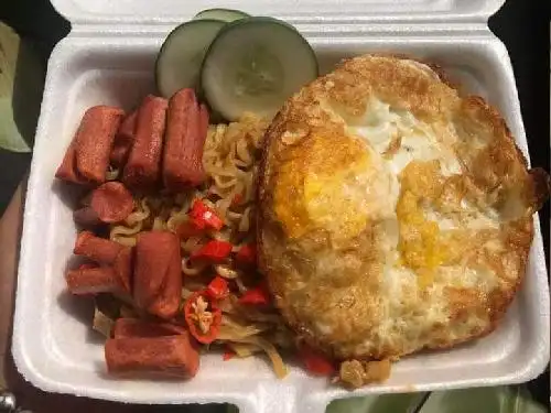 Mie Demit(pedasnya Amit2) Dan Mie Judes