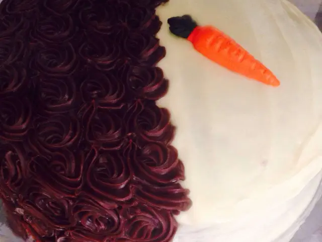 Home Made Carrot Cake Food Photo 15