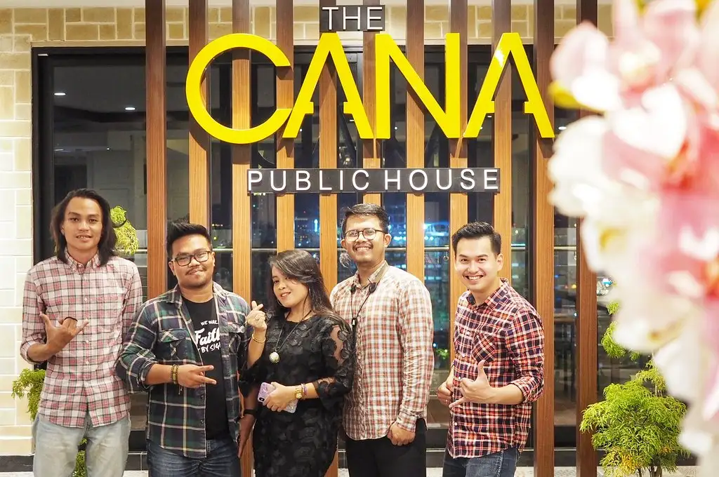 The Cana Public House