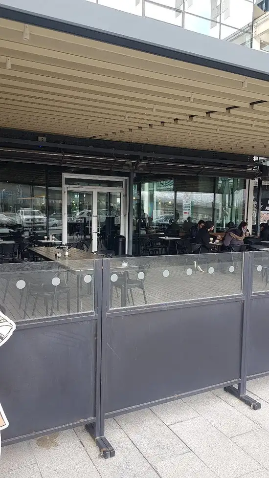 Starbucks Coffee Karanfil'nin yemek ve ambiyans fotoğrafları 55