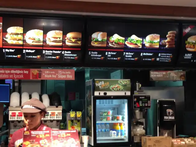 McDonald's'nin yemek ve ambiyans fotoğrafları 6