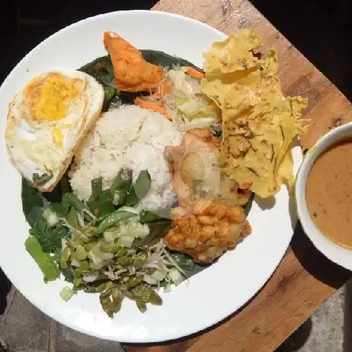 Gambar Makanan Nasi Pecel Pincuk Gg 9 Surabaya, Taman Pancing 3