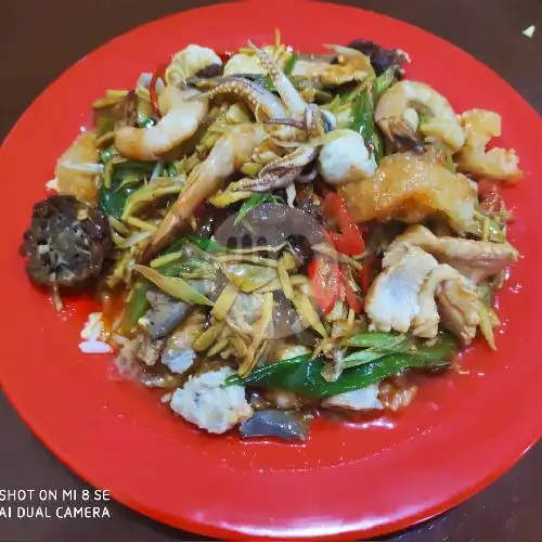 Gambar Makanan Rm Athu 107 (Simpang Tiga Krendang) Masakan Kalimantan, Krendang Raya 11