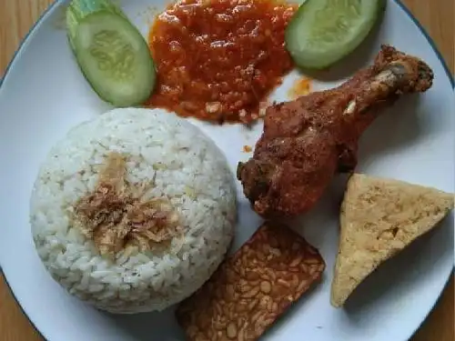 Waroeng Nasi VA, Argasari