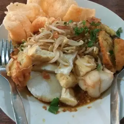 Kupat Tahu Magelang AA