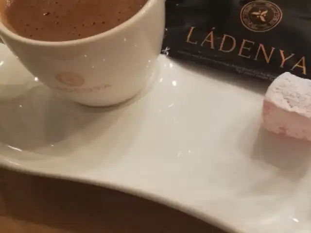 Lâdenya Cafe'nin yemek ve ambiyans fotoğrafları 8