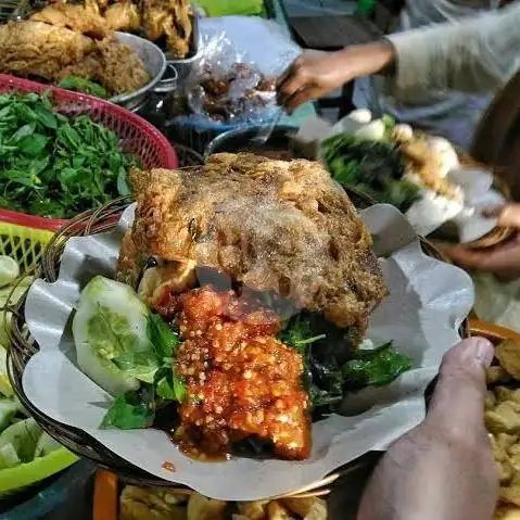 Gambar Makanan Si Bas Resto, Perum Villa Sukowidi 11