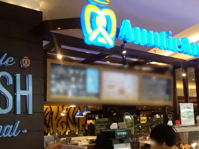 Gambar Makanan Auntie Anne's 17