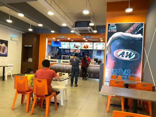 A&W Food Photo 3