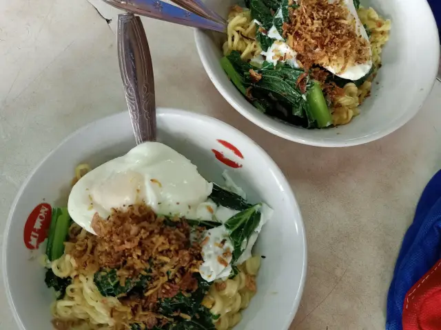Gambar Makanan Indomie Kue Pancong Abah Oyib 9