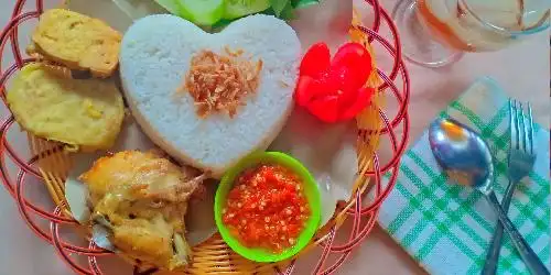 Ayam Geprek Mbak Yuli , Letnan Mukmin