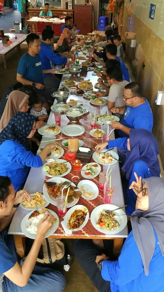 Gambar Makanan Bale Roso Resto 11