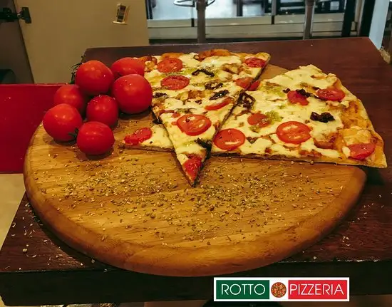 Rotto Pizzera'nin yemek ve ambiyans fotoğrafları 37