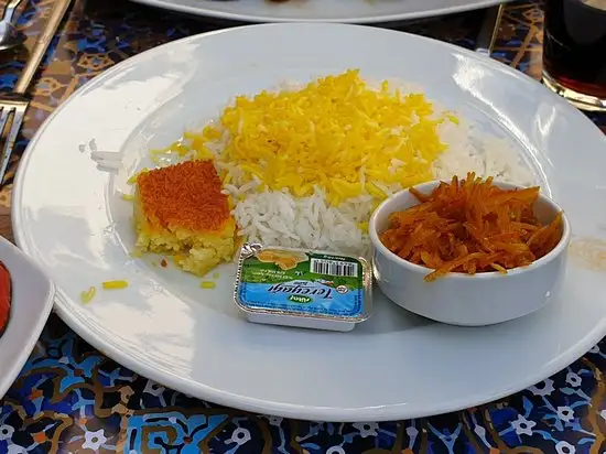 Reyhun Iran Restaurant'nin yemek ve ambiyans fotoğrafları 9