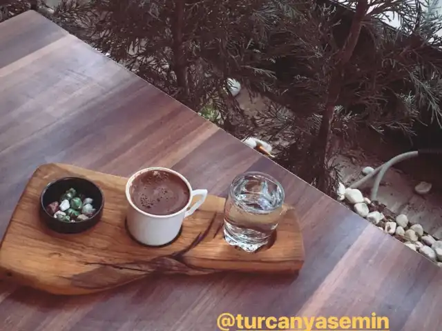 Çınar Cafe