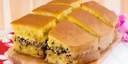 Martabak  Favorite Layur Pak Dee, Aroma Bahari, Pulo Gadung