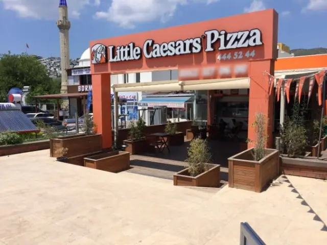 Little Caesars'nin yemek ve ambiyans fotoğrafları 2