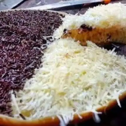 Gambar Makanan MARTABAK FAVORITE BANGKA NICCO, DEPAN TB ADAM JAYA 18