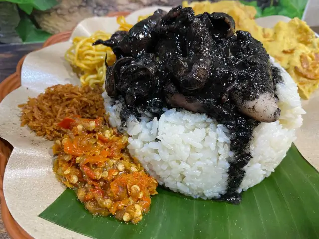 Gambar Makanan Nasi Cumi Hitam Madura Pak Kris 8