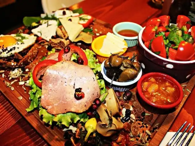 Pell's Gece/Gündüz/Lezzet'nin yemek ve ambiyans fotoğrafları 5