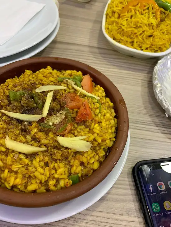 H.K Pakistani Restaurant'nin yemek ve ambiyans fotoğrafları 2