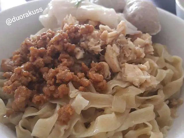 Gambar Makanan Bakmi Ayam Asoei 2