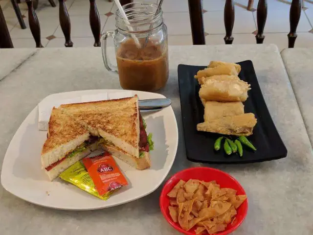 Gambar Makanan Lau's Kopi 14