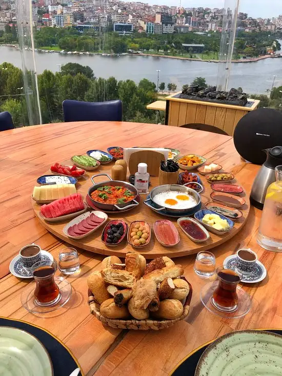 Türkçe Meze Kubbe'nin yemek ve ambiyans fotoğrafları 15