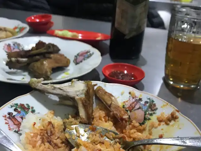 Gambar Makanan Ayam Goreng & Sop Buntut Pak Supar 13