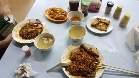 Wan Tan Mee Sg. Besi Food Photo 2