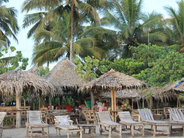 Gambar Makanan Bamboo Beach Bar Pangadaran 8