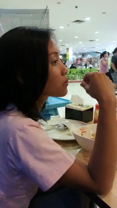 Gambar Makanan Food Court Giant Yasmin 8