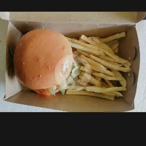 Gambar Makanan Cemal - Cemil Burger Chuae, Sukorejo 4