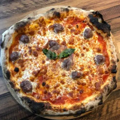 Gambar Makanan Pizza Krust, Senopati 12