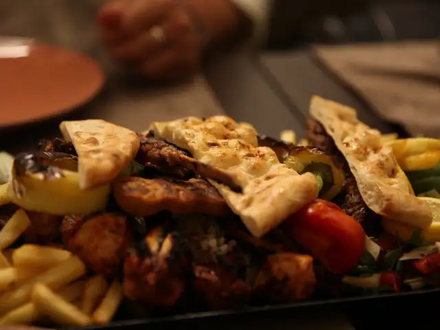 Turkish Cuisine'nin yemek ve ambiyans fotoğrafları 4