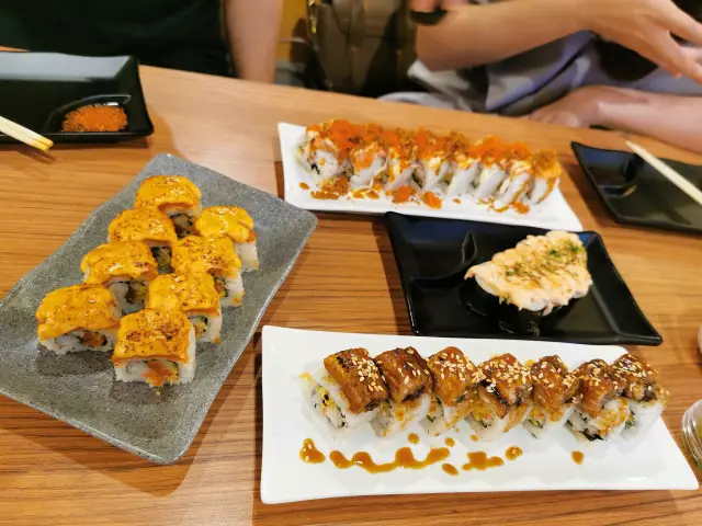 Gambar Makanan Sushi Man 2