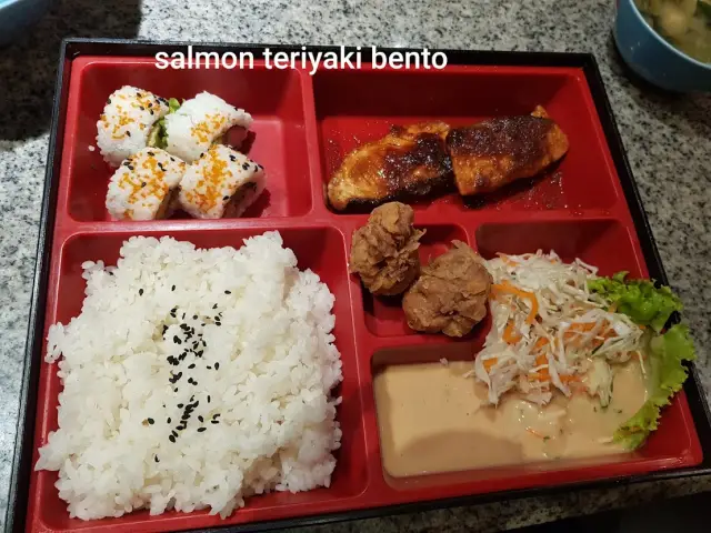 Gambar Makanan Ichiban Sushi Revo Town 3