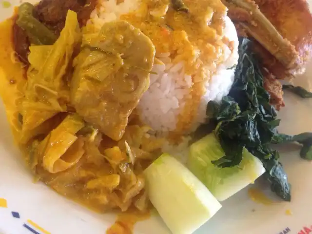 Gambar Makanan Restoran Sederhana 18