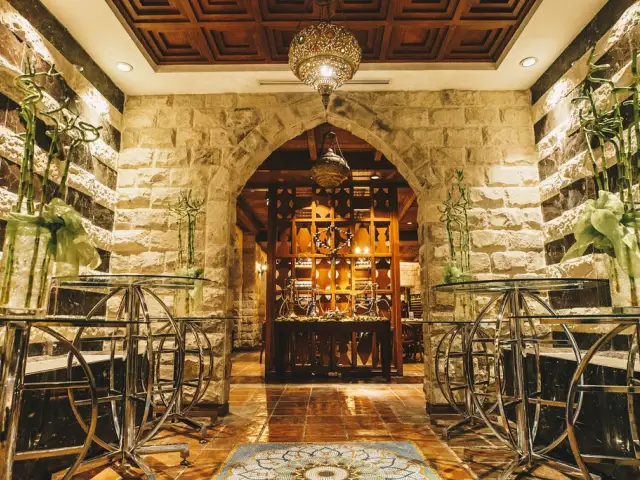 Gambar Makanan Al Nafoura Lebanese Restaurant 6