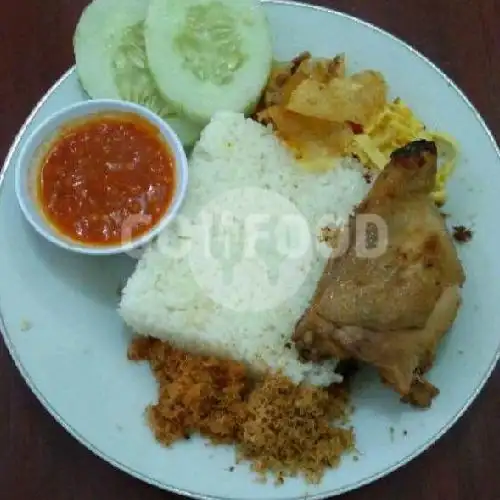 Gambar Makanan Nasi Kuning Dapoer Mak Lie, Pandega Marta 19