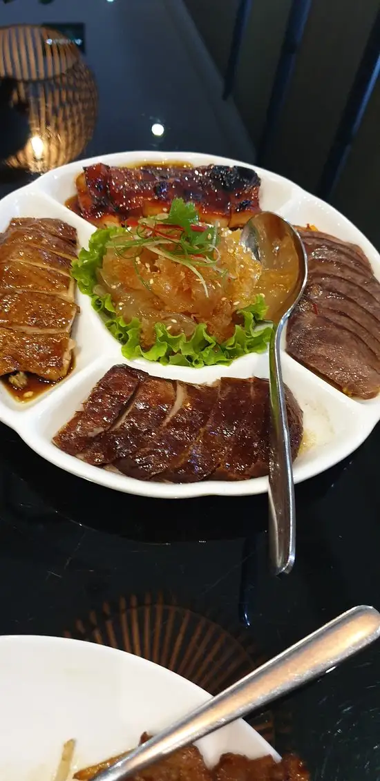 Gambar Makanan May Star Restaurant 3