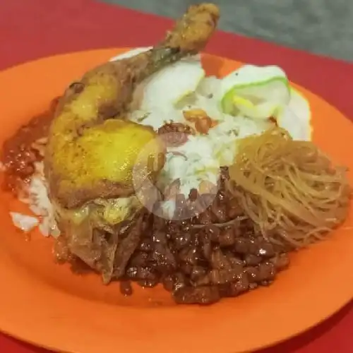 Gambar Makanan Nasi Uduk Malam Budhe, Jatinegara 5