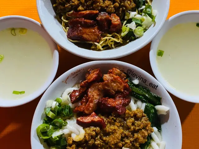 Gambar Makanan Bakmi Lim 10