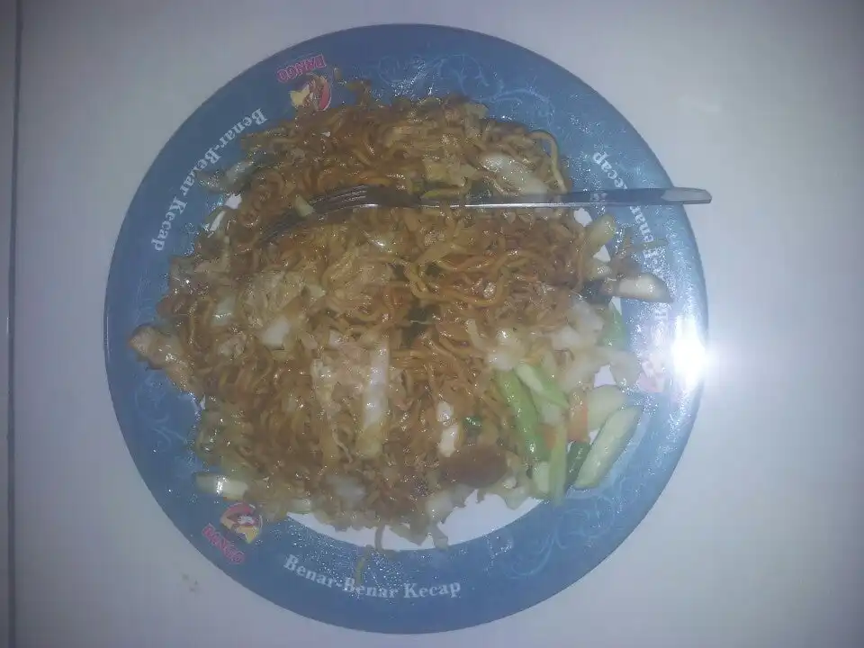 Mie Dok-Dok 'Mas Kumis'