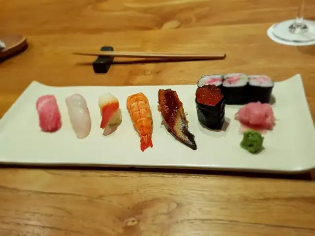 Gambar Makanan Shiro Sushi / Sake Bar 4