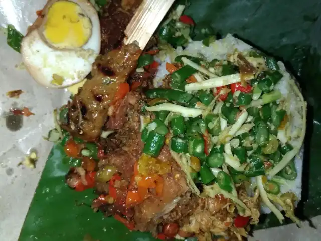 Gambar Makanan Warung Nasi Ayam Ibu Oki 3